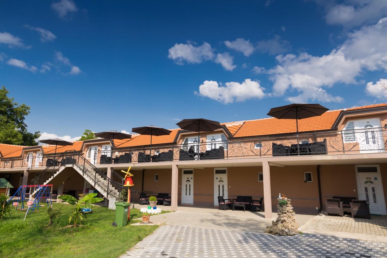 Apartmani "Roshu" Soko Banja Exteriör bild