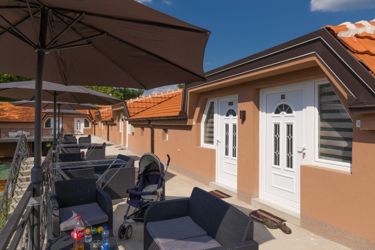 Apartmani "Roshu" Soko Banja Exteriör bild